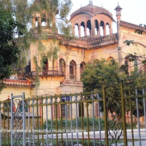 HAZRATGANJ